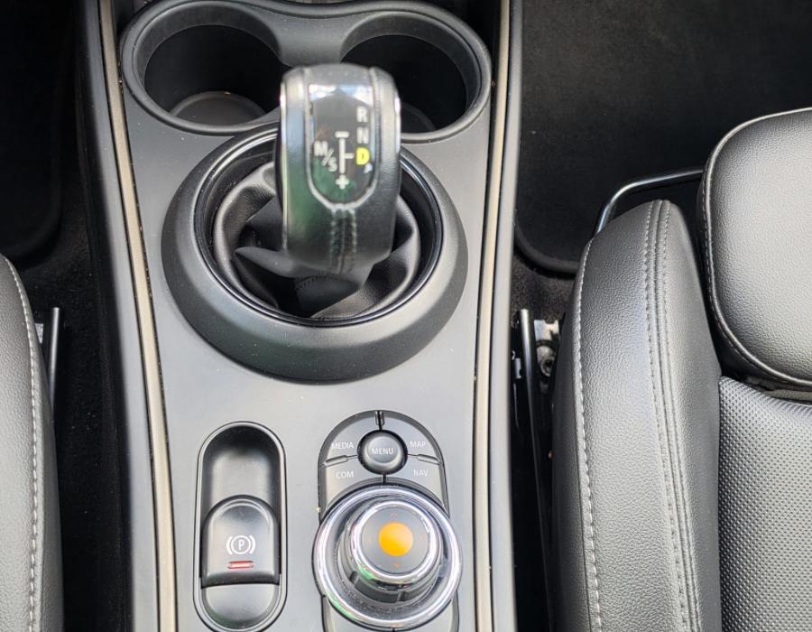 MINI COOPER COUNTRYMAN -( PLUG-IN)